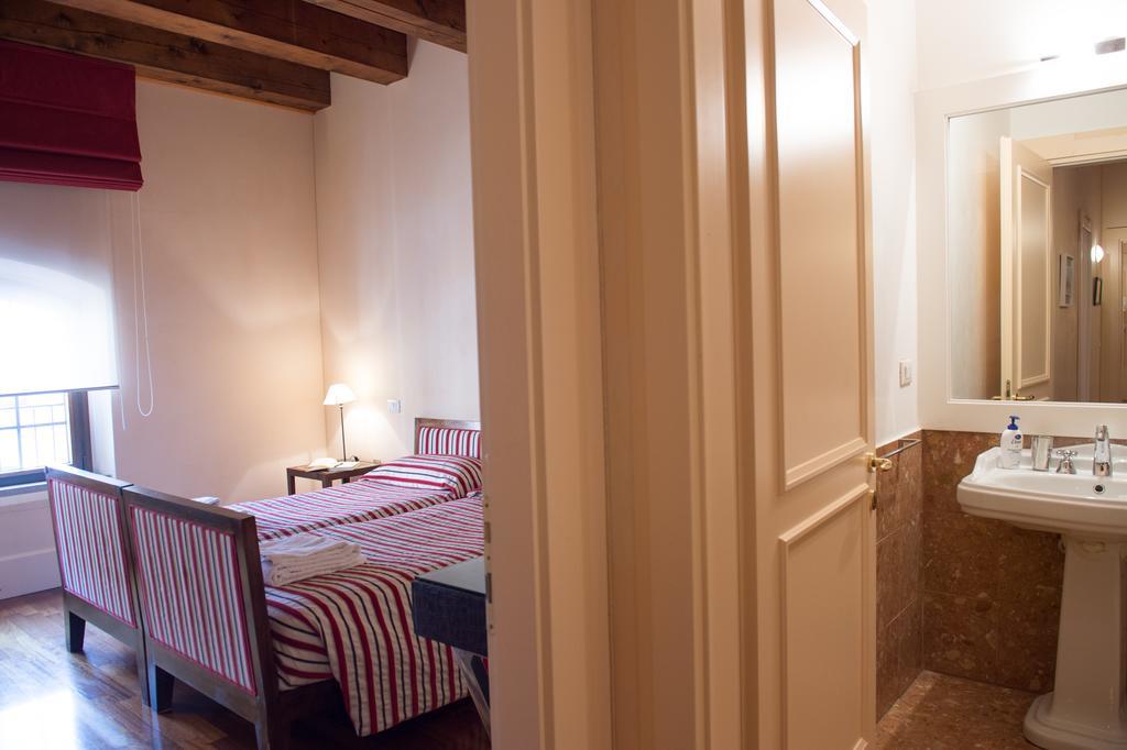 Residenza Giudecca Molino Stucky Apartment Venice Bilik gambar